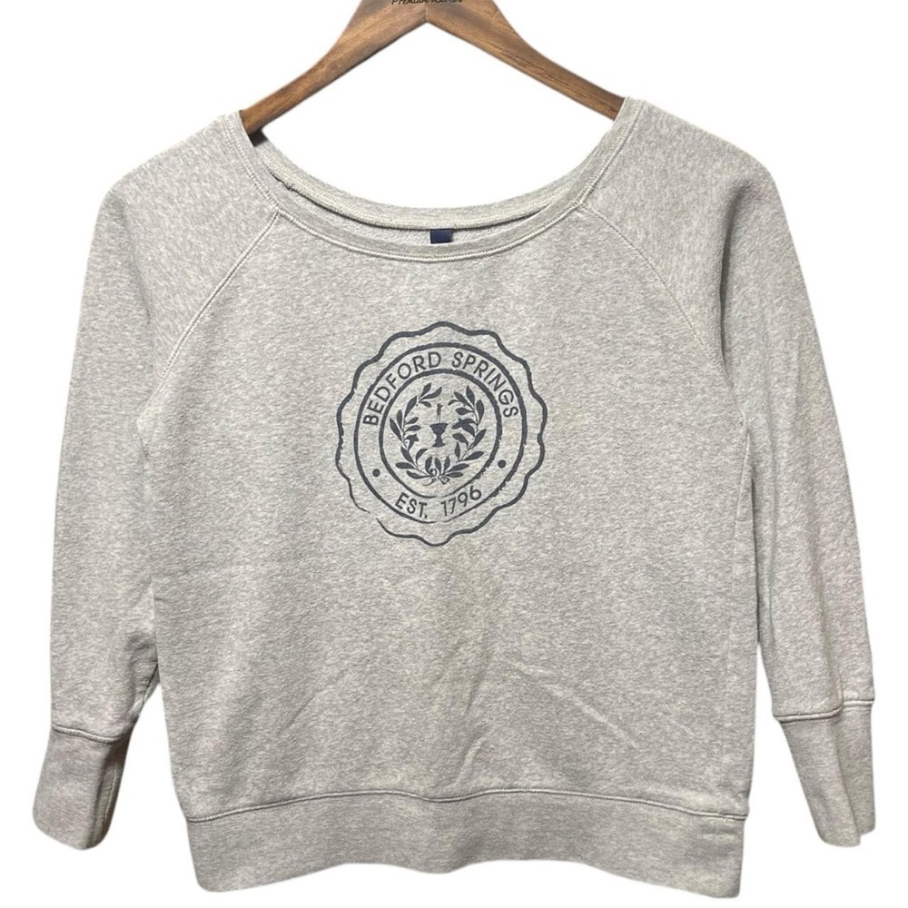 grey Bedford Springs scoop neck Crewneck long sleeve sweatshirt sweater top